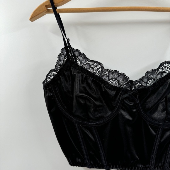 Forever 21 Black Lace Corset Bra Top | Size Medium - Picture 2 of 5